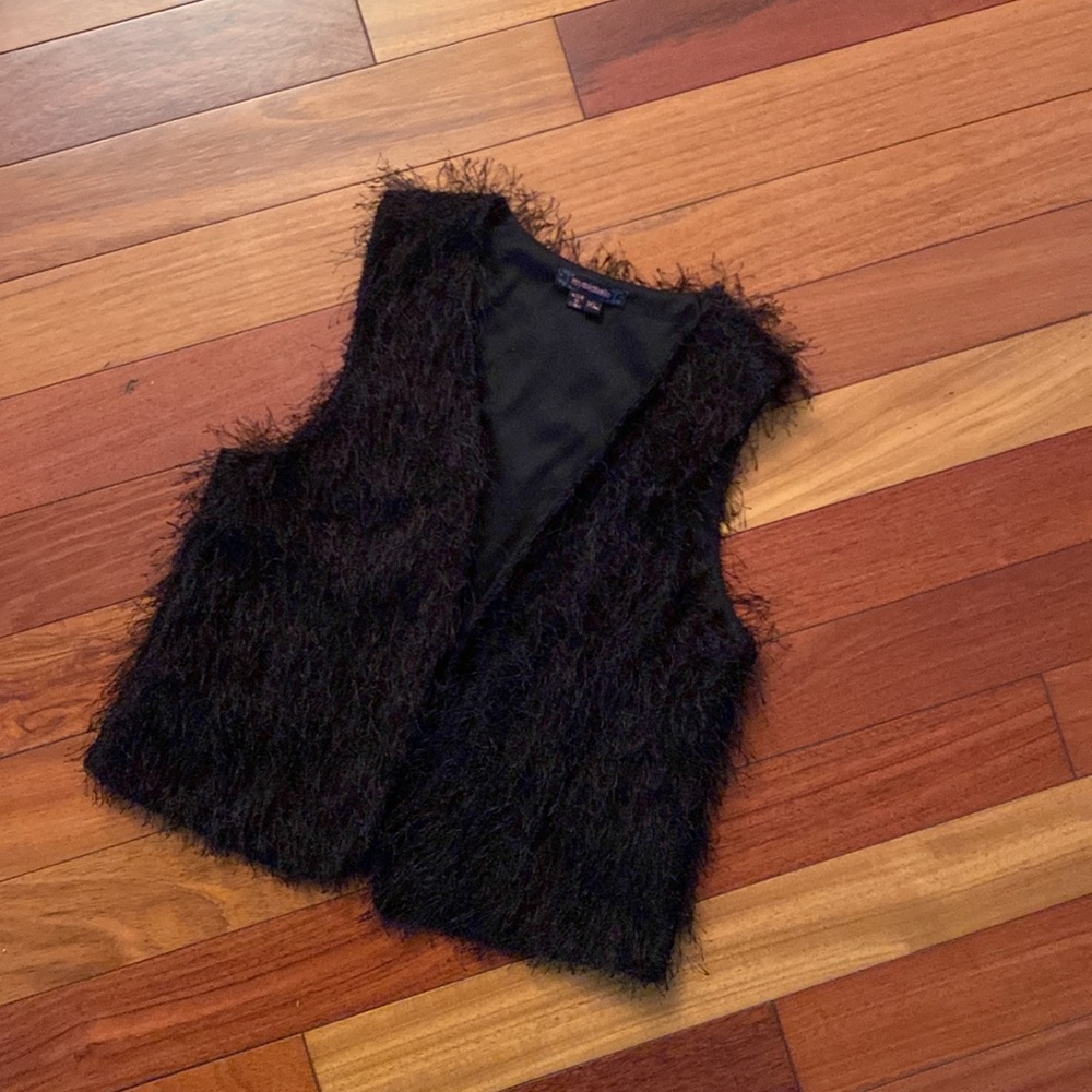 Girl's Fur Vest size 14 xl black Monster High glam bratz